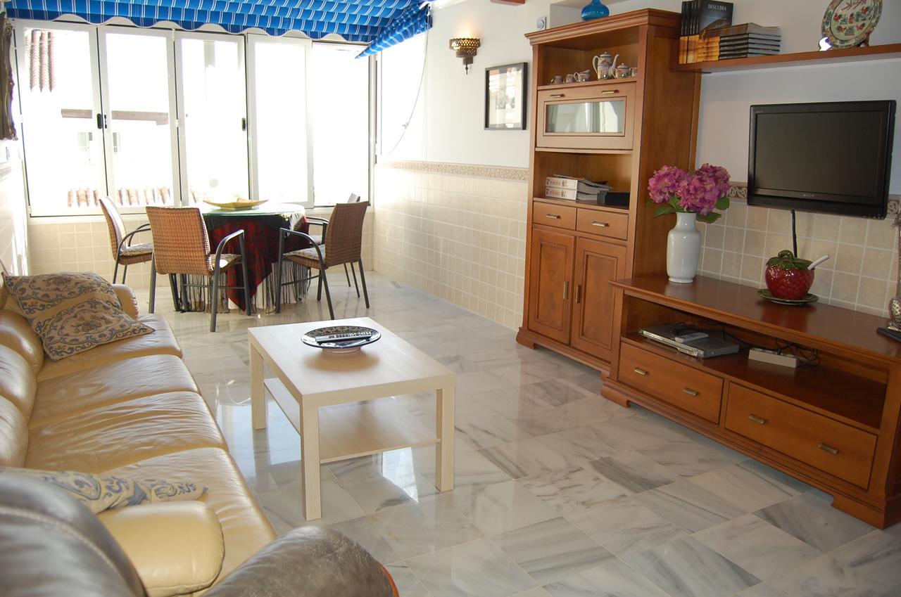 Apartment Fuentes De ネルハ エクステリア 写真